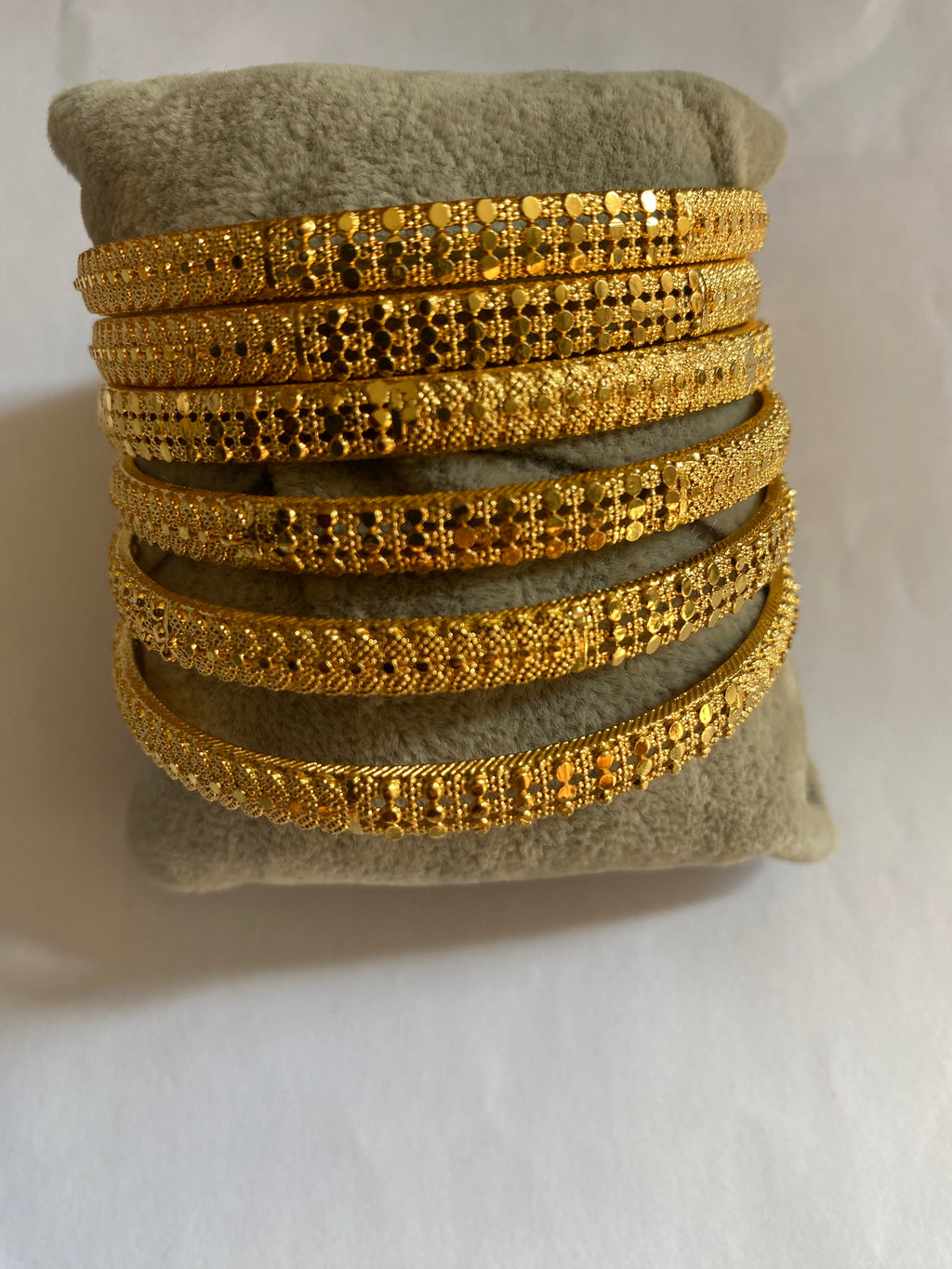 Gold Plated Bangle Bracelets Set of 6 Elegant & Stylish Jewelry for Women Perfect for Any Occasion Timeless Appeal in Gold Plating